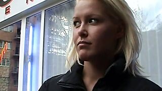 Gorgeous Sophie Moon Is In The Solarium