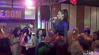 Nightclub Whores Suck And Fuck Male Strippers 63