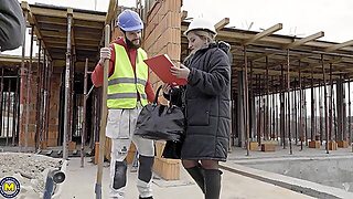 Big Ass Milf Fucked By Hard Working Guys