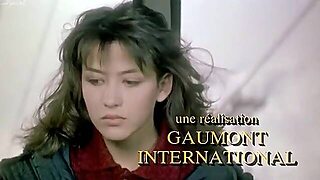 L`etudiante (1988)- Sophie Marceau