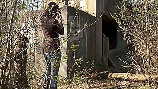 Gefangen, Gefesselt Und Mit Mundfick Benutzt