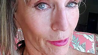 Amateur Texas Blonde Flashing Boobs On Live Webcam