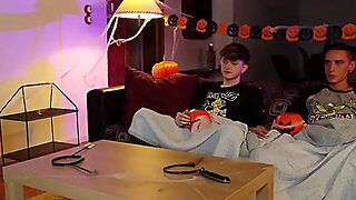 Intense 4K Action Between Two Hot Twinks