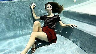 Retro Soaked: Zuras Playful Dive Into Bubbles & Wetlook Bliss (1080P)