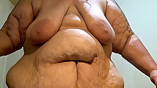 Instead Of Pleading The 5Th Shes Squirting The 5Th