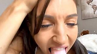 Je Fais Ma Chienne Avec Mon Gode