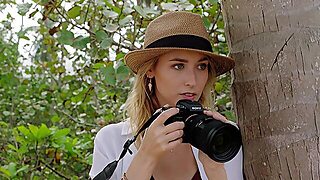 Blonde Babe Peaches Enjoys Sensual Pussy Licking In Forest